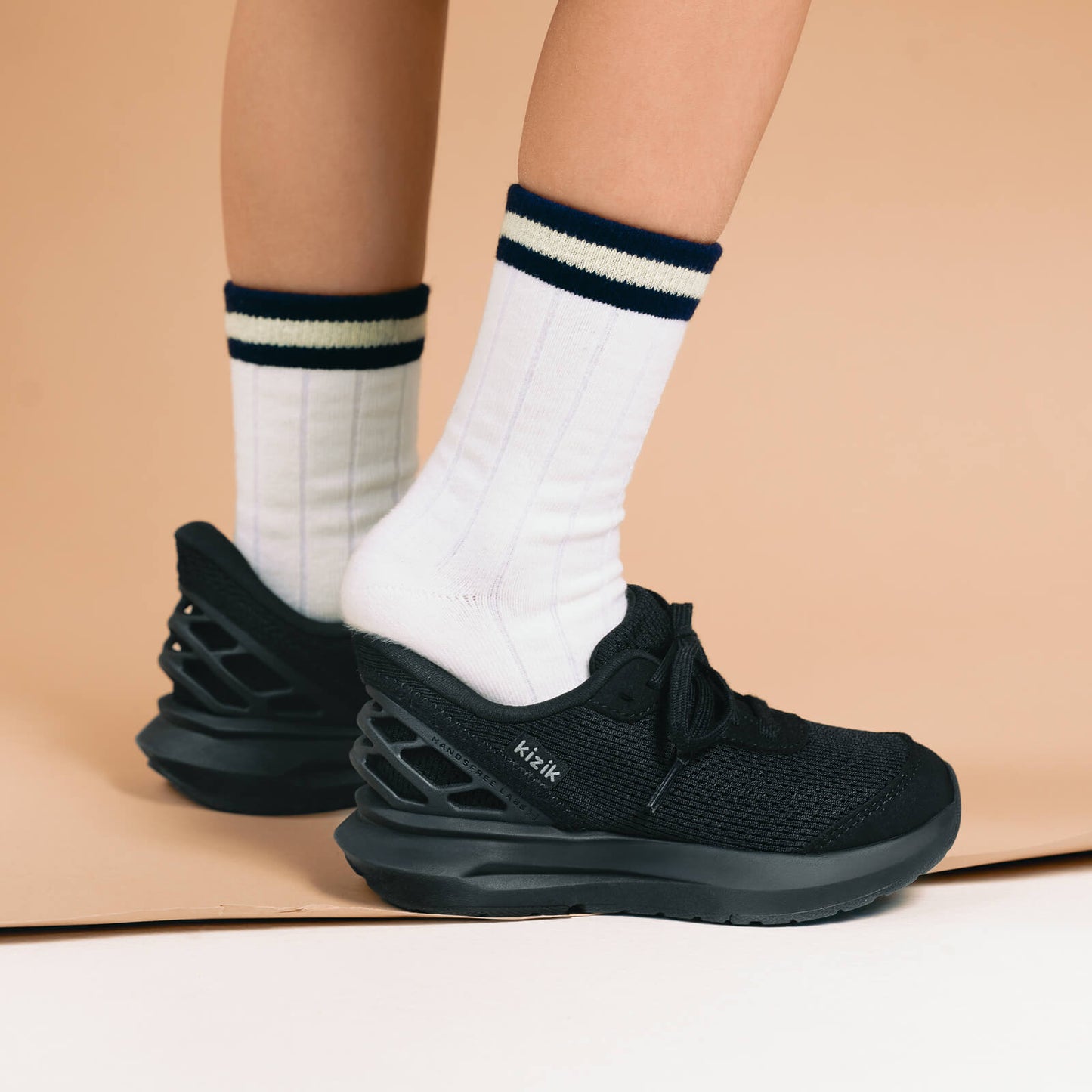 Little Kid Athens 2 - Blackout