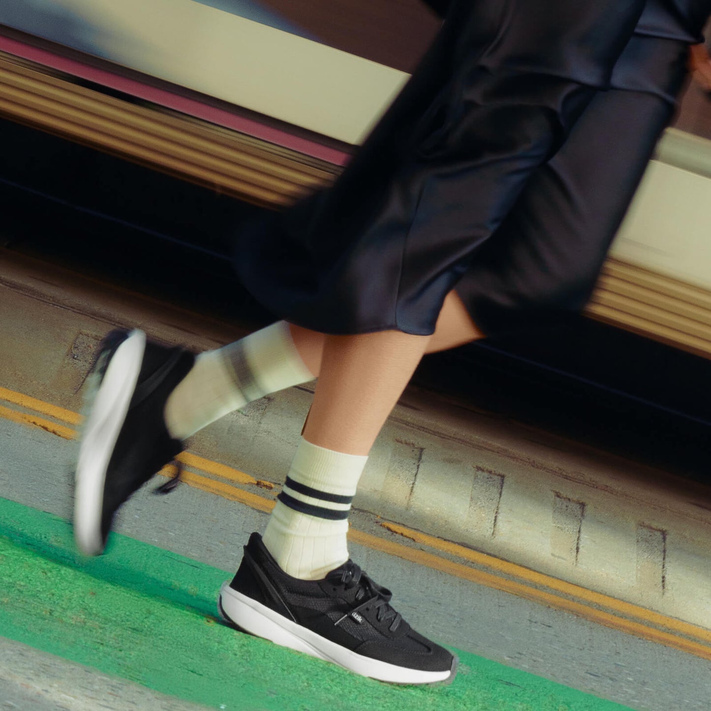 Women's Charlotte - Black